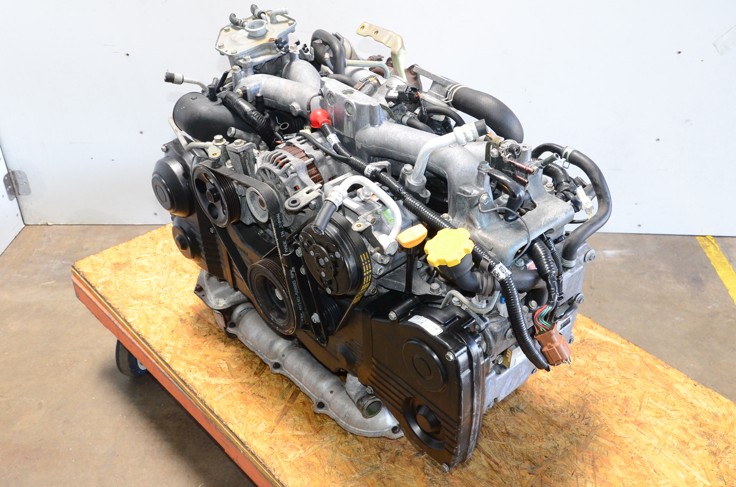 2002-2005 Subaru Impreza WRX EJ205 AVCS Engine Motor 2.0L 4 Cyl Turbo JDM