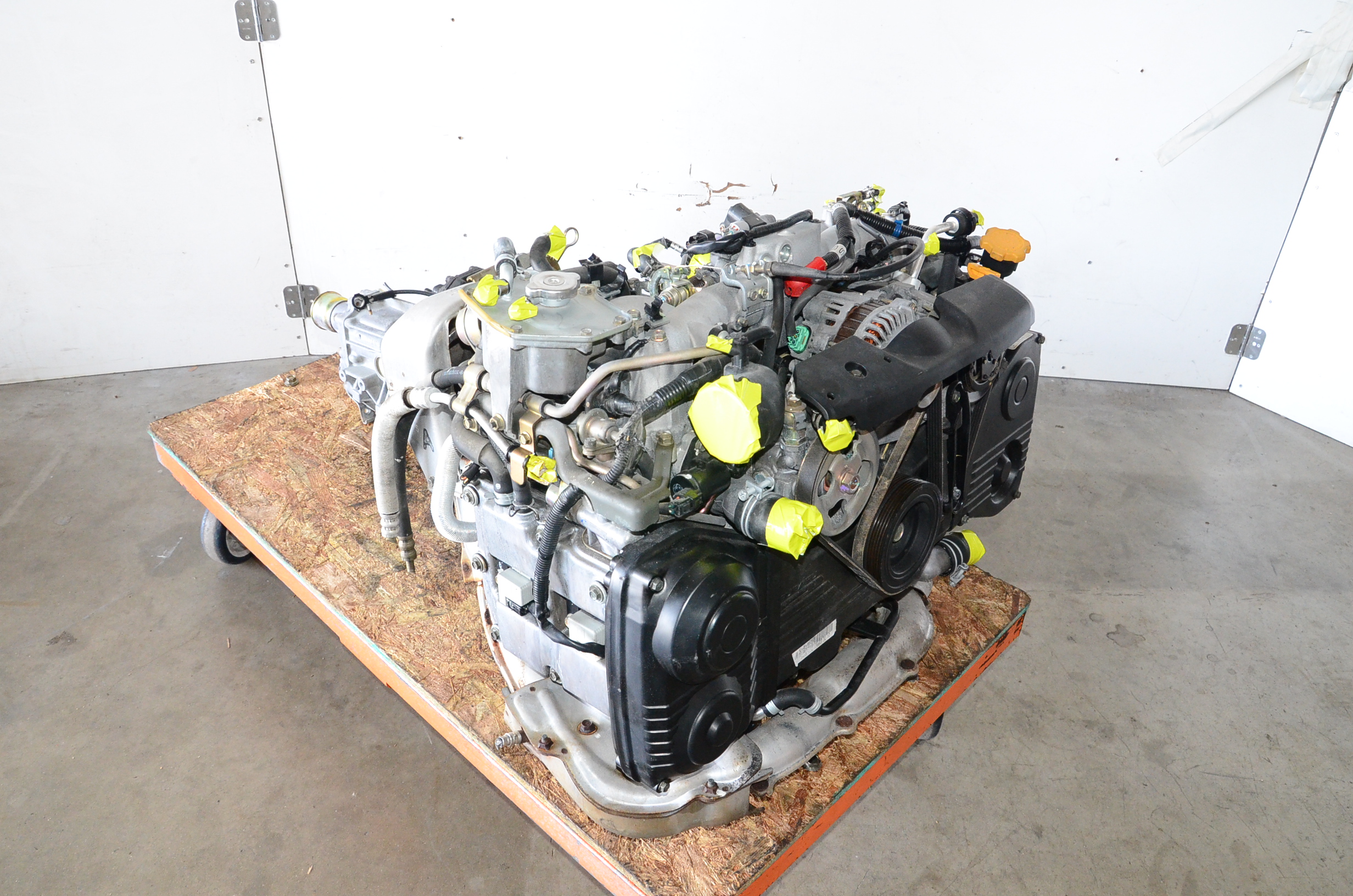 JDM 02 03 04 05 SUBARU WRX EJ205 AVCS 2.0L TURBO ENGINE WITH 5 SPEED TRANS